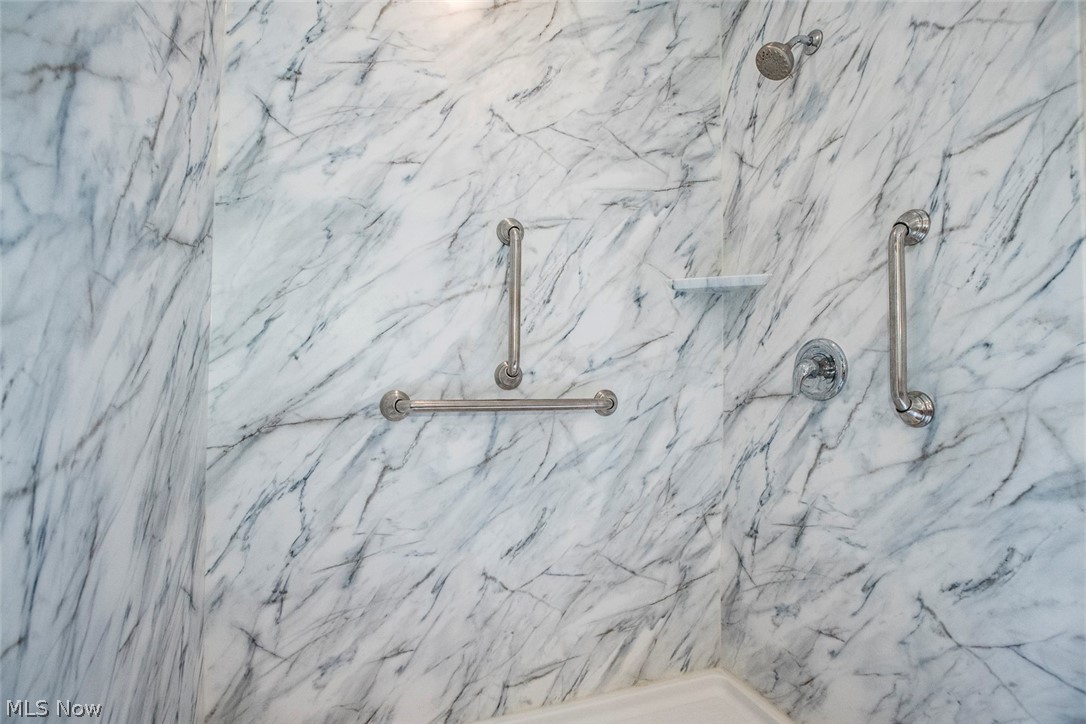 12406 Corinth Court Strongsville OH 44149
