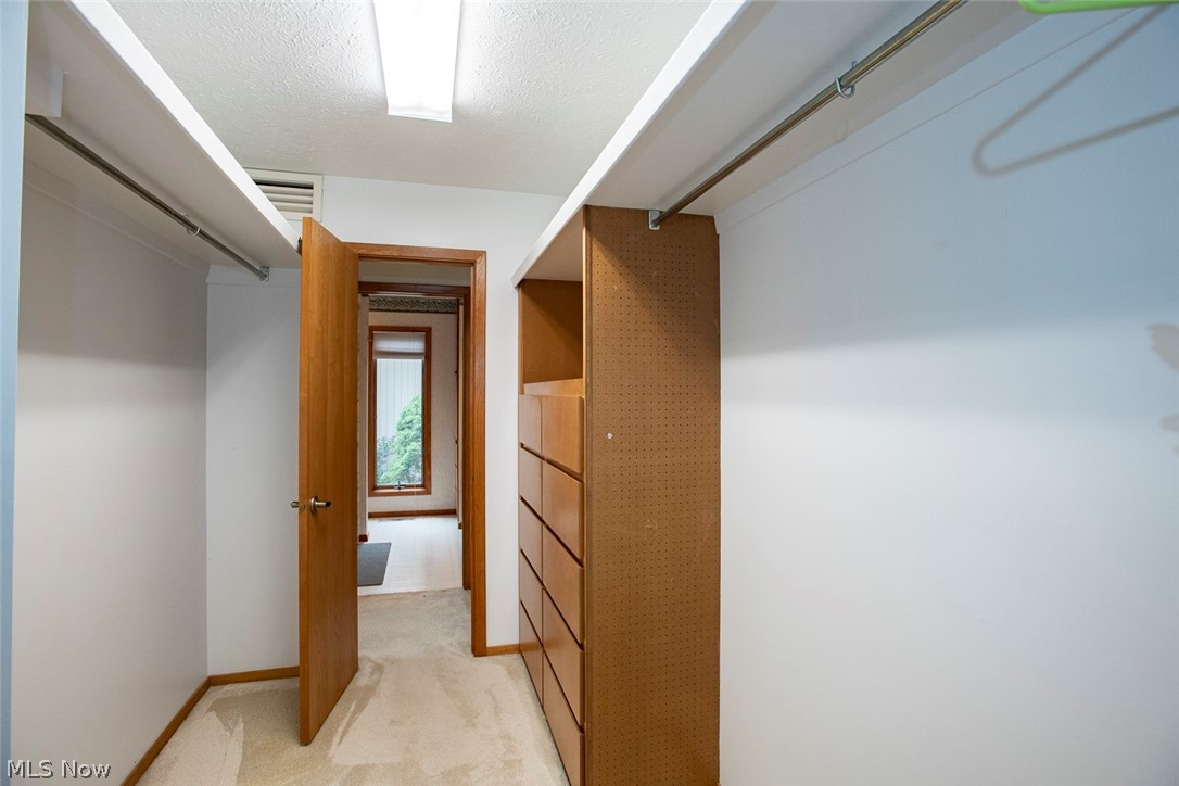 12406 Corinth Court Strongsville OH 44149
