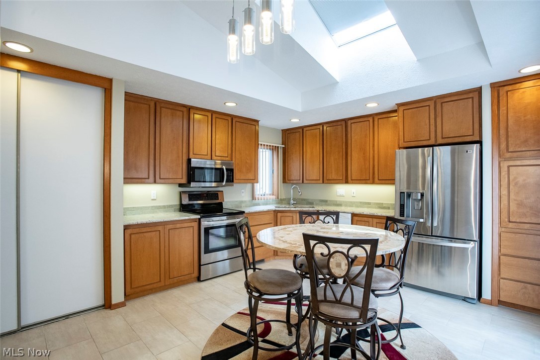 12406 Corinth Court Strongsville OH 44149