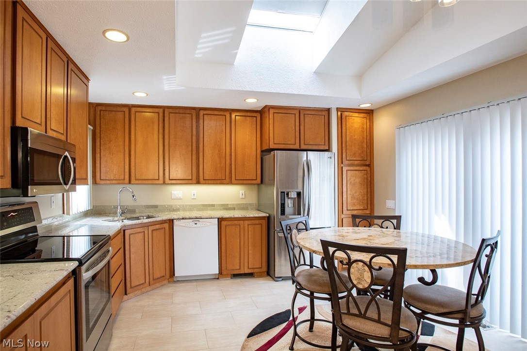 12406 Corinth Court Strongsville OH 44149