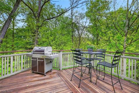607 Highwood Drive Cuyahoga Falls OH 44223