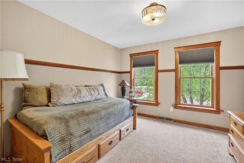 607 Highwood Drive Cuyahoga Falls OH 44223