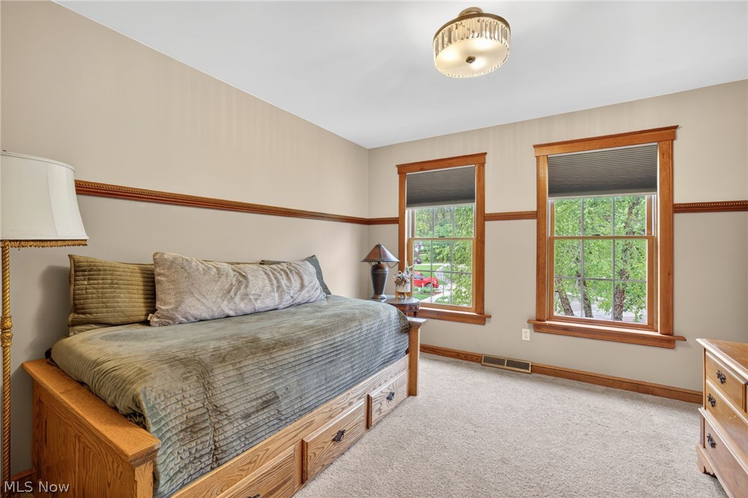 607 Highwood Drive Cuyahoga Falls OH 44223