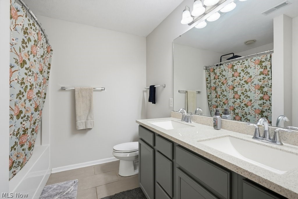 1489 Crescent Drive Streetsboro OH 44241