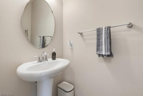 1489 Crescent Drive Streetsboro OH 44241