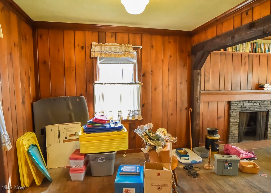 2093 Newcome Street Richmond Heights OH 44143