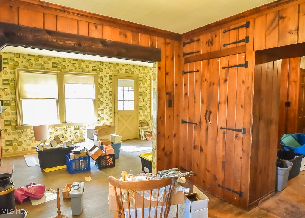 2093 Newcome Street Richmond Heights OH 44143