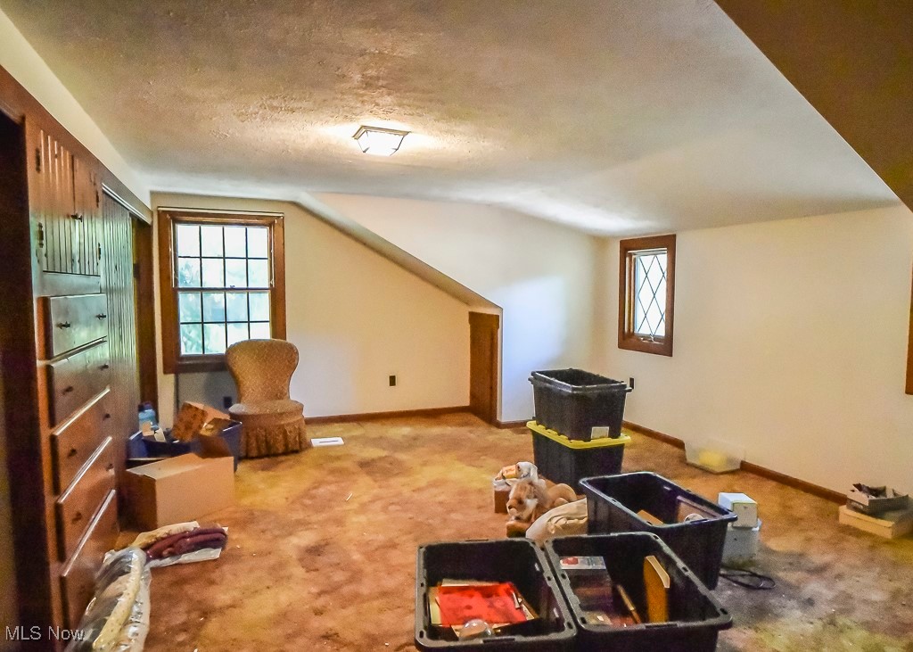 2093 Newcome Street Richmond Heights OH 44143