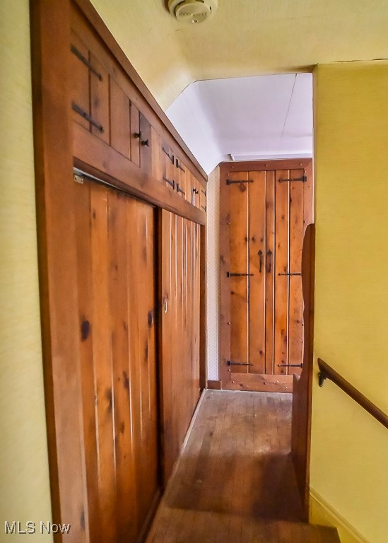 2093 Newcome Street Richmond Heights OH 44143