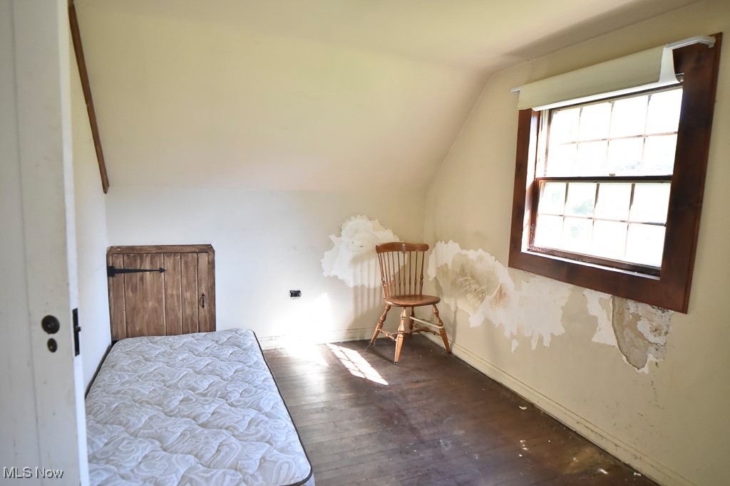 2093 Newcome Street Richmond Heights OH 44143