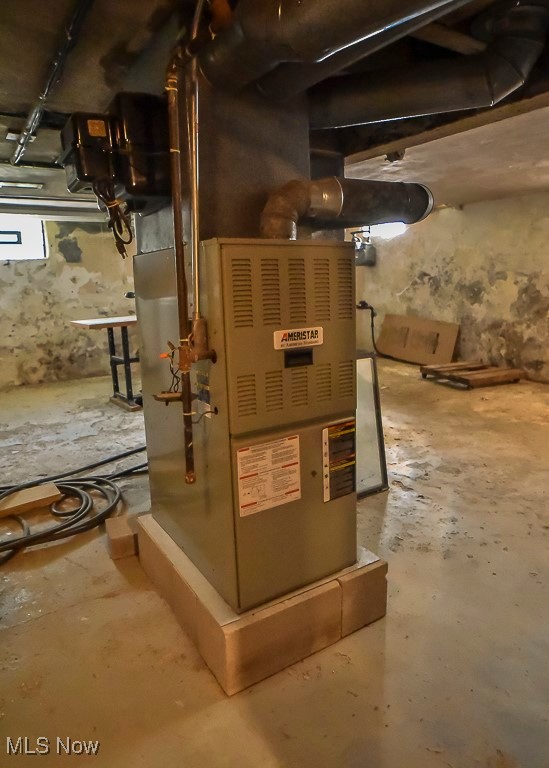 2093 Newcome Street Richmond Heights OH 44143