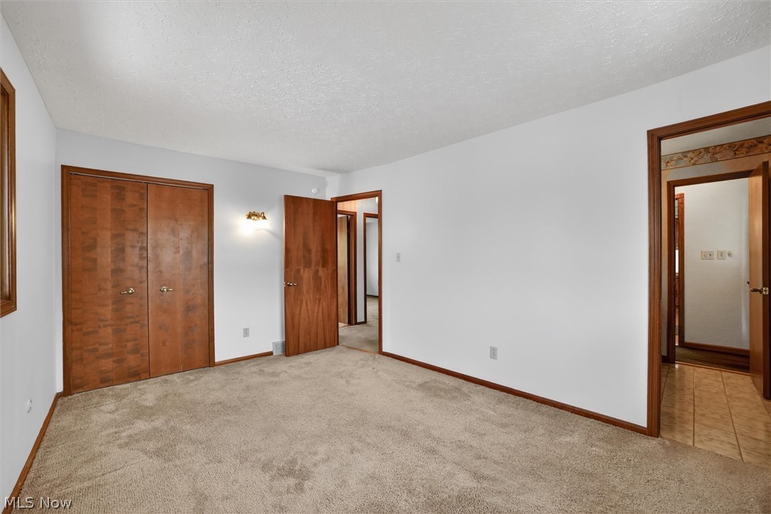 4746 Elizabeth Lane Brooklyn OH 44144