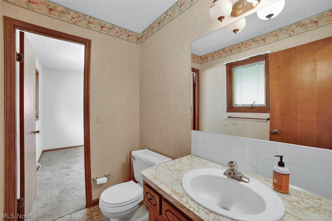 4746 Elizabeth Lane Brooklyn OH 44144