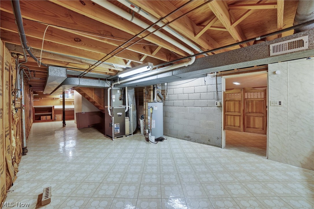 4746 Elizabeth Lane Brooklyn OH 44144