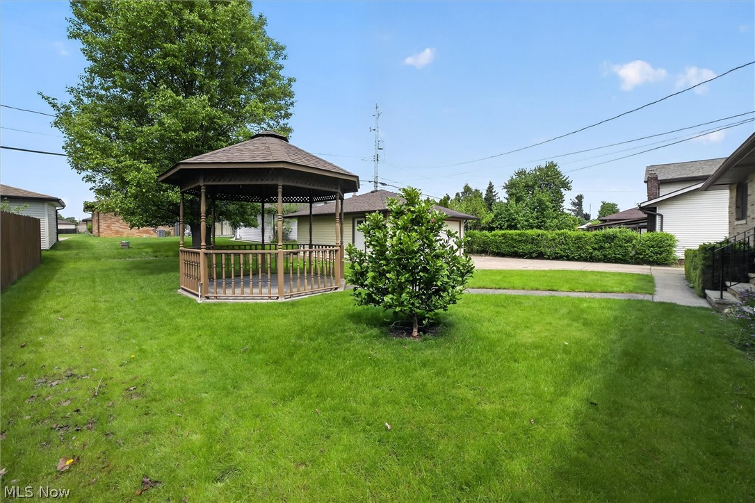 4746 Elizabeth Lane Brooklyn OH 44144
