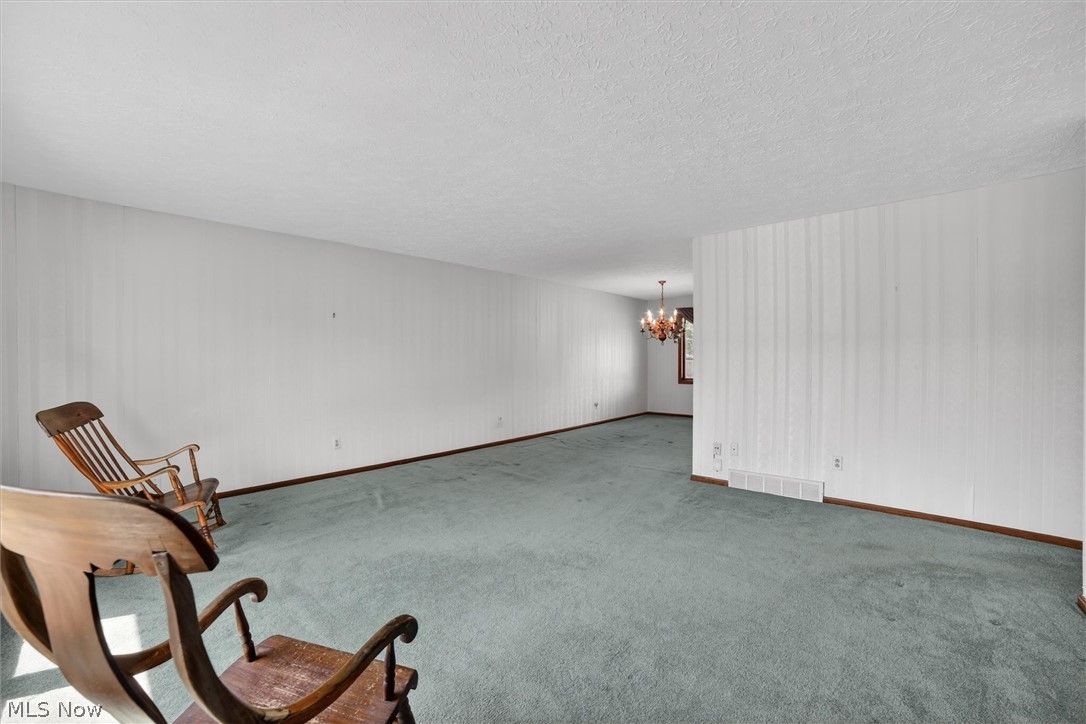 4746 Elizabeth Lane Brooklyn OH 44144