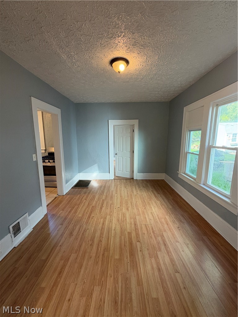193 Charles Street Akron OH 44304