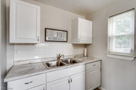 13020 Bellaire Road Cleveland OH 44135