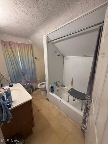 1880 Maurice Street Cuyahoga Falls OH 44221
