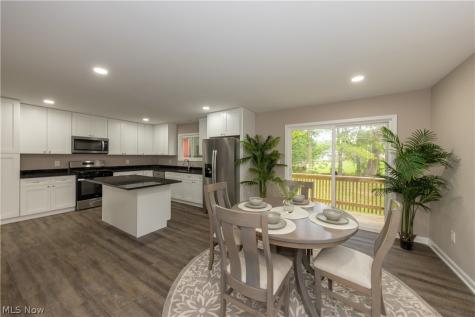 41 South Circle Bedford OH 44146