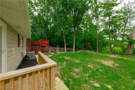 41 South Circle Bedford OH 44146