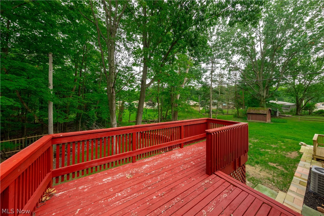 41 South Circle Bedford OH 44146