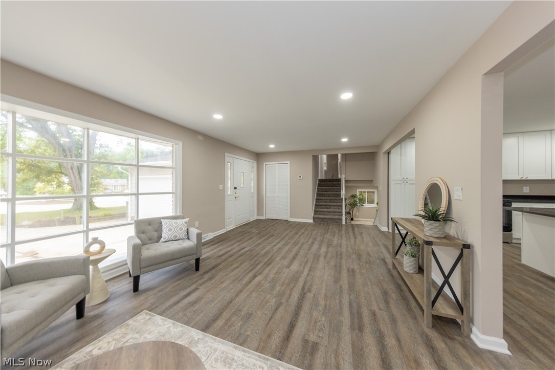 41 South Circle Bedford OH 44146