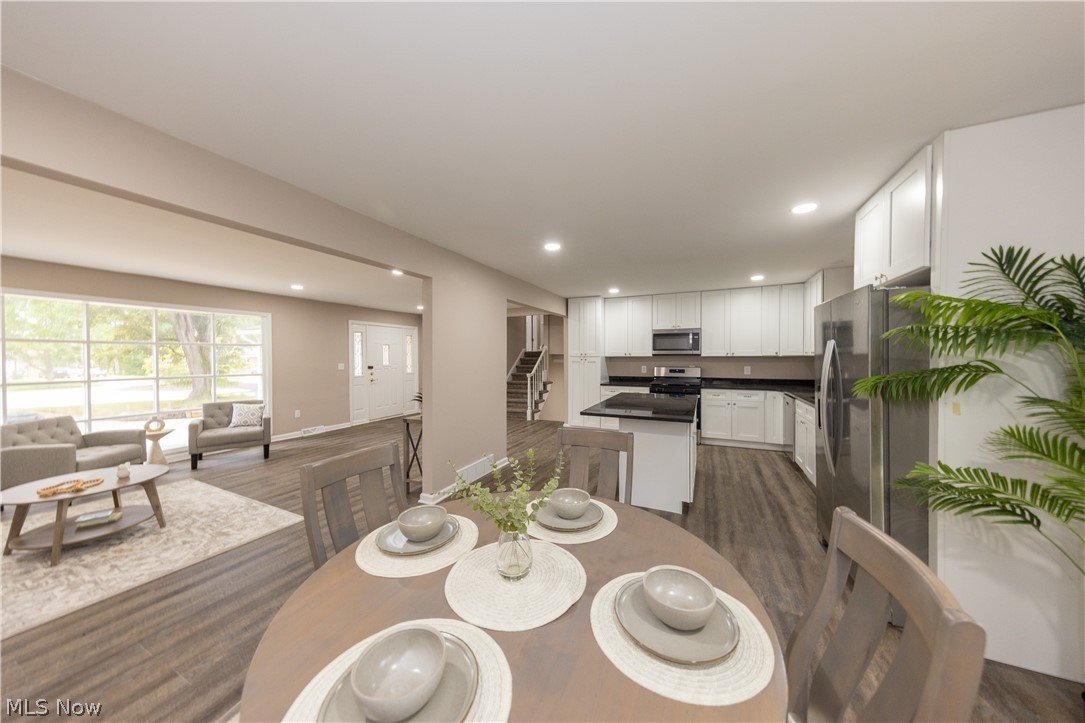 41 South Circle Bedford OH 44146