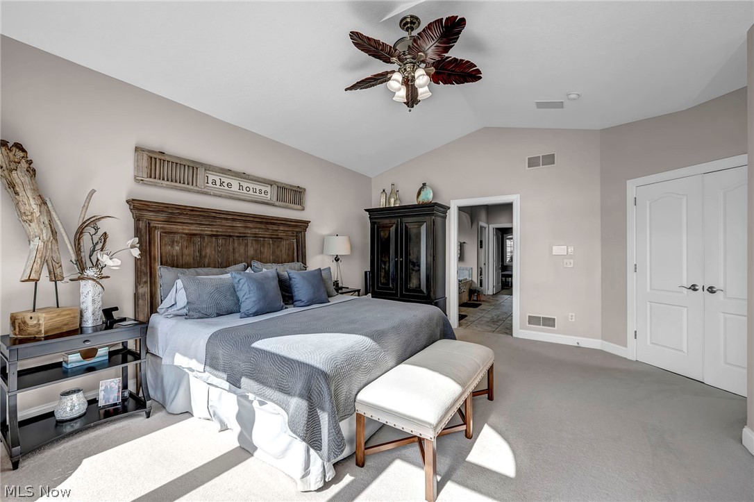 1004 Waters Edge Drive Columbiana OH 44408