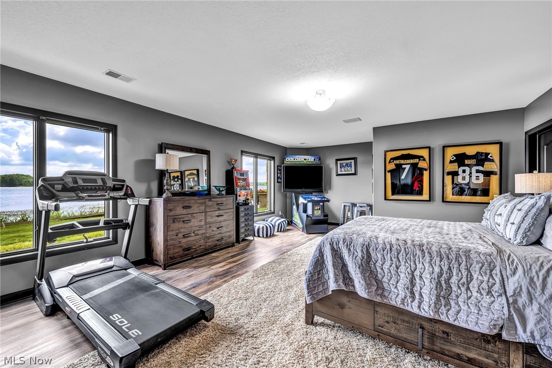 1004 Waters Edge Drive Columbiana OH 44408