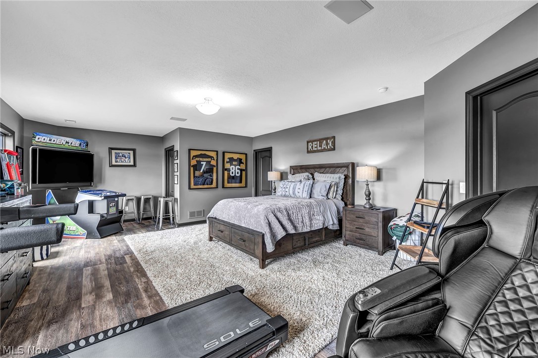 1004 Waters Edge Drive Columbiana OH 44408