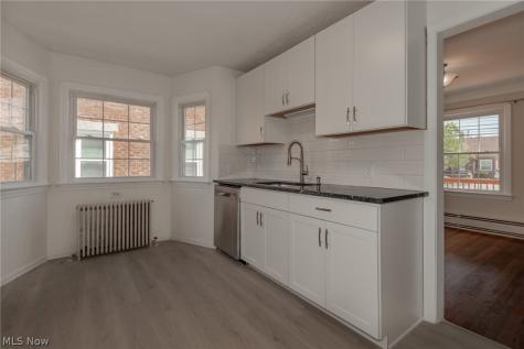 4038 W 140th Street Cleveland OH 44135
