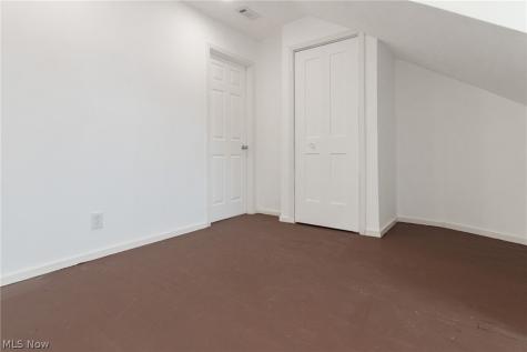 4038 W 140th Street Cleveland OH 44135