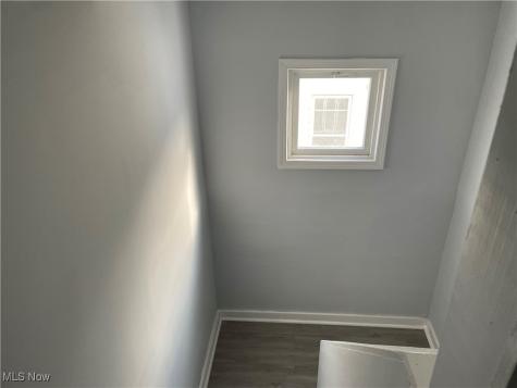 3377 Lownesdale Road Cleveland OH 44112