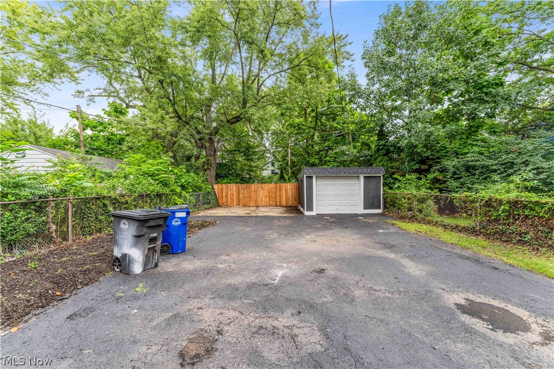 1349 E 115th Street Cleveland OH 44106