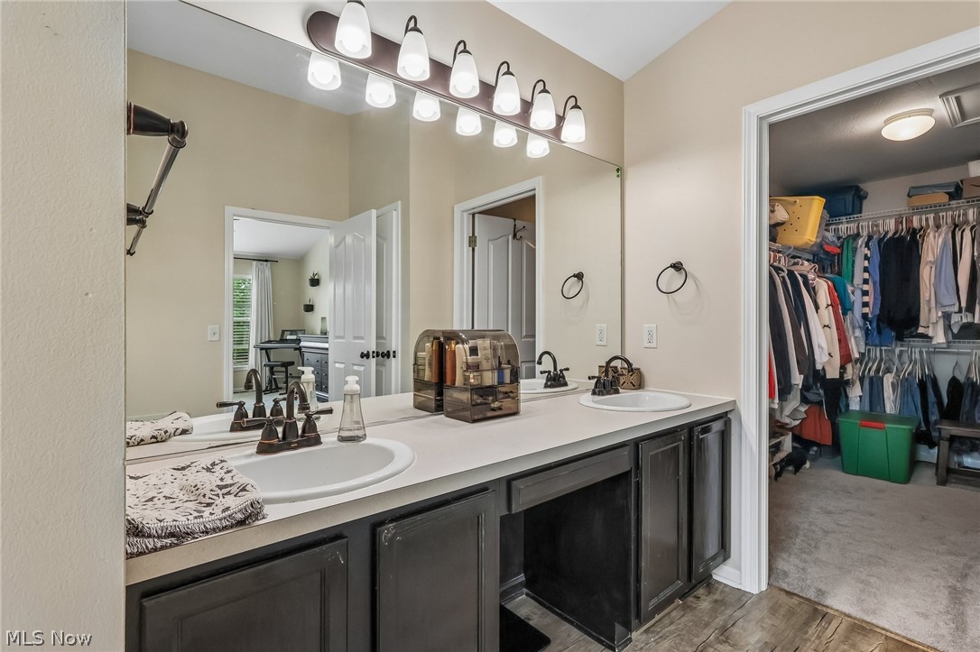 36616 Haverford Place Avon OH 44011