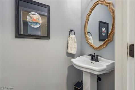 36616 Haverford Place Avon OH 44011
