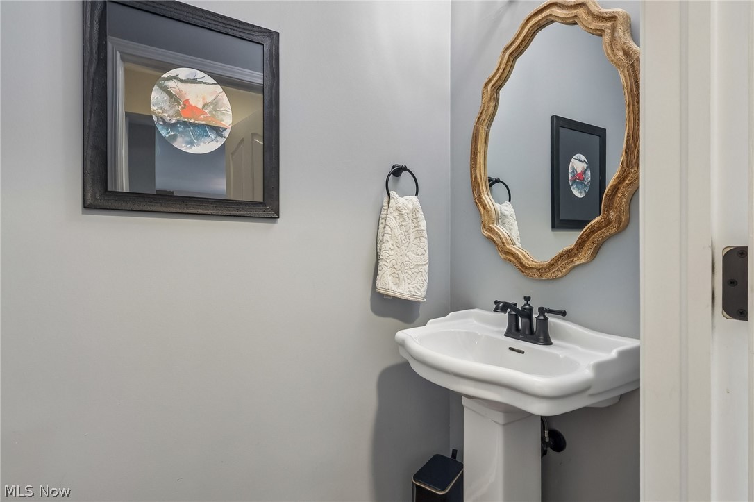 36616 Haverford Place Avon OH 44011