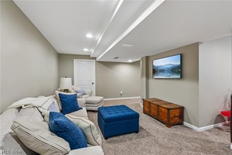 36616 Haverford Place Avon OH 44011