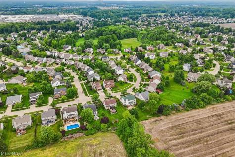 36616 Haverford Place Avon OH 44011