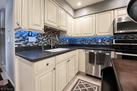 6257 Iroquois Trail Mentor OH 44060