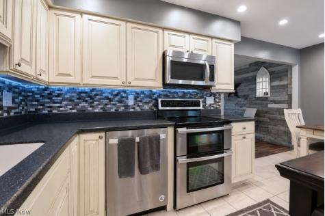 6257 Iroquois Trail Mentor OH 44060
