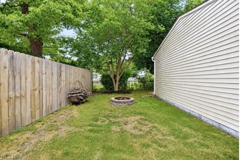 6257 Iroquois Trail Mentor OH 44060