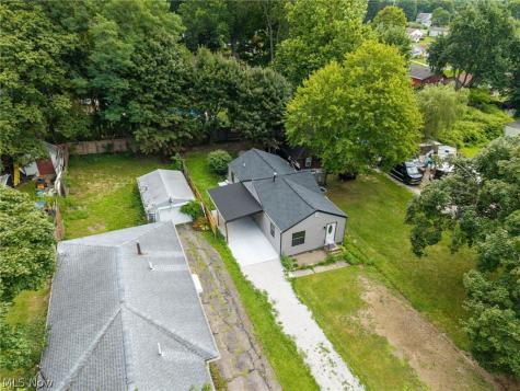 419 Celia Avenue Akron OH 44312
