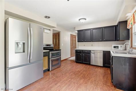 1212 Linwood Avenue SW North Canton OH 44720