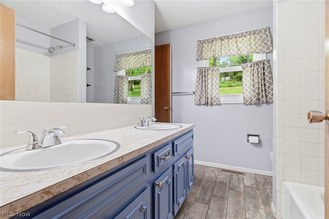 1212 Linwood Avenue SW North Canton OH 44720