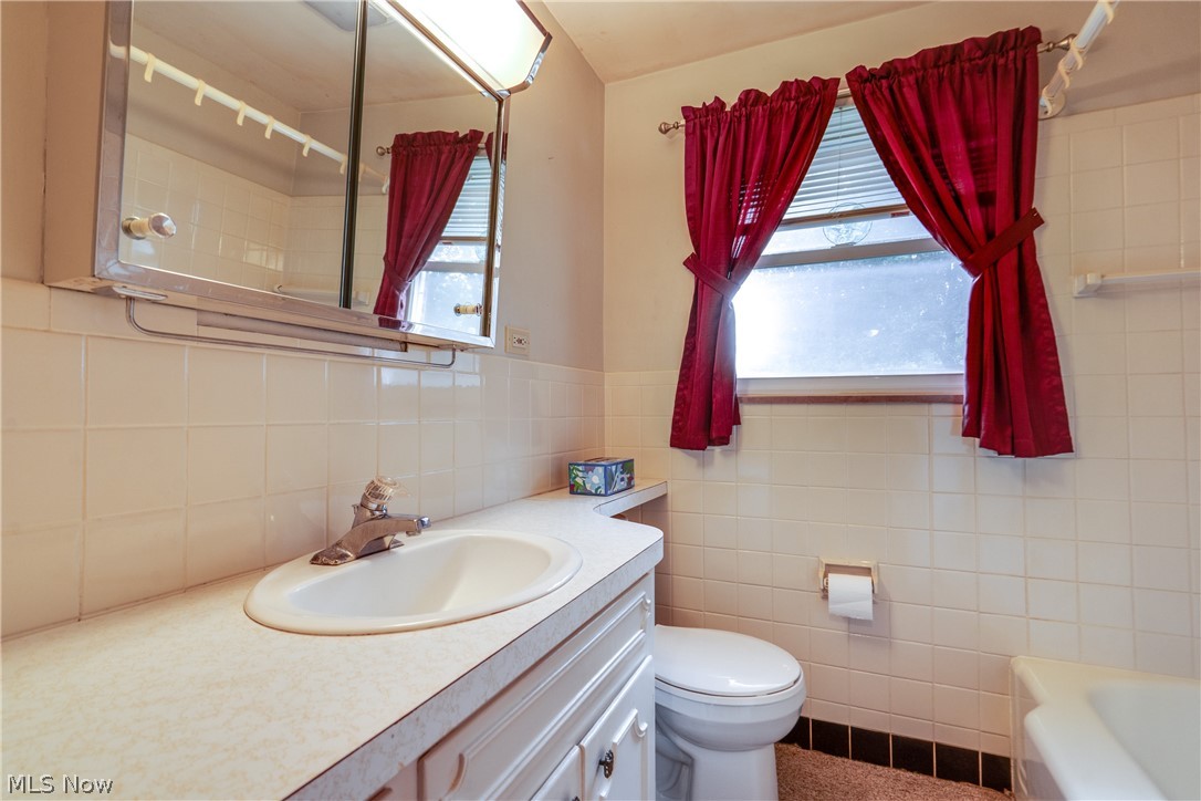 2624 Eaton Road NW Canton OH 44708