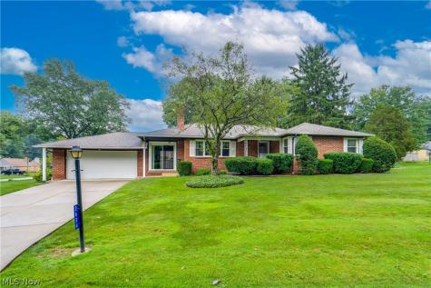 2624 Eaton Road NW Canton OH 44708