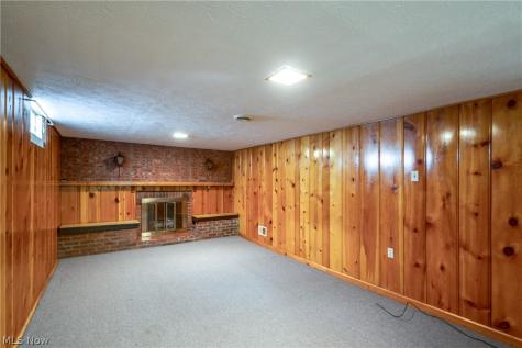 2624 Eaton Road NW Canton OH 44708