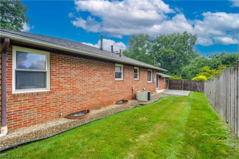 2624 Eaton Road NW Canton OH 44708